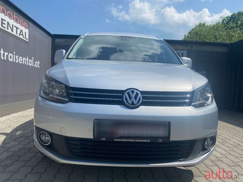 2012' Volkswagen Caddy photo #2