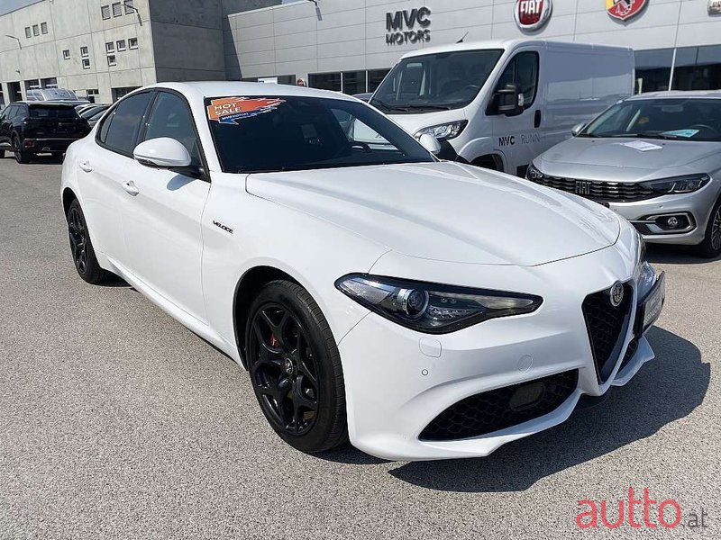 2021' Alfa Romeo Giulia photo #3