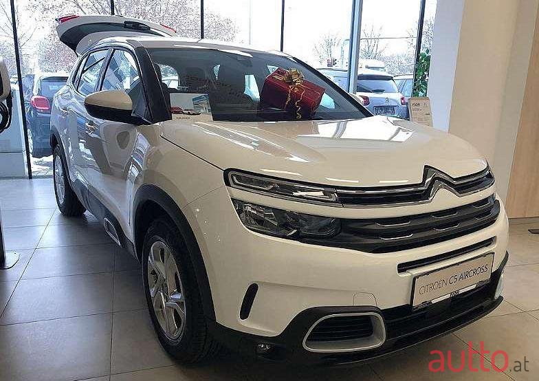 2020' Citroen C5 Aircross photo #1