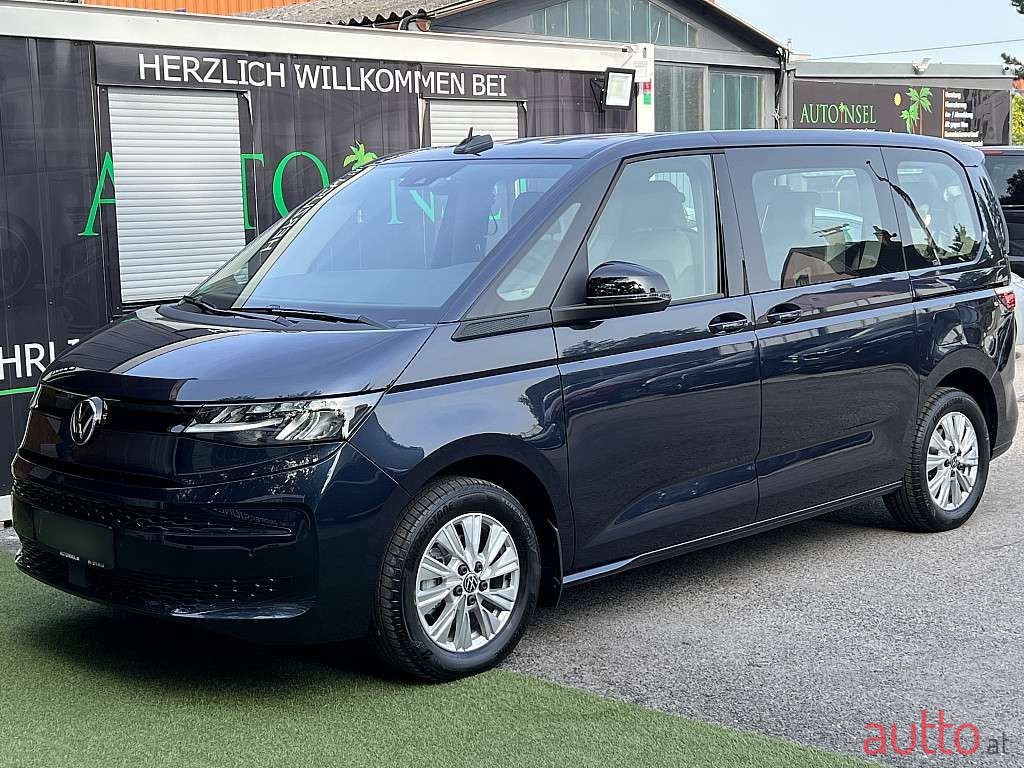 2022' Volkswagen Multivan photo #2