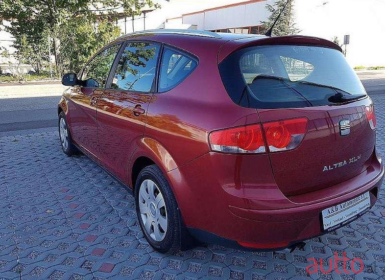2009' SEAT Altea Xl photo #3