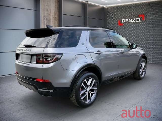 2024' Land Rover Discovery Sport photo #4