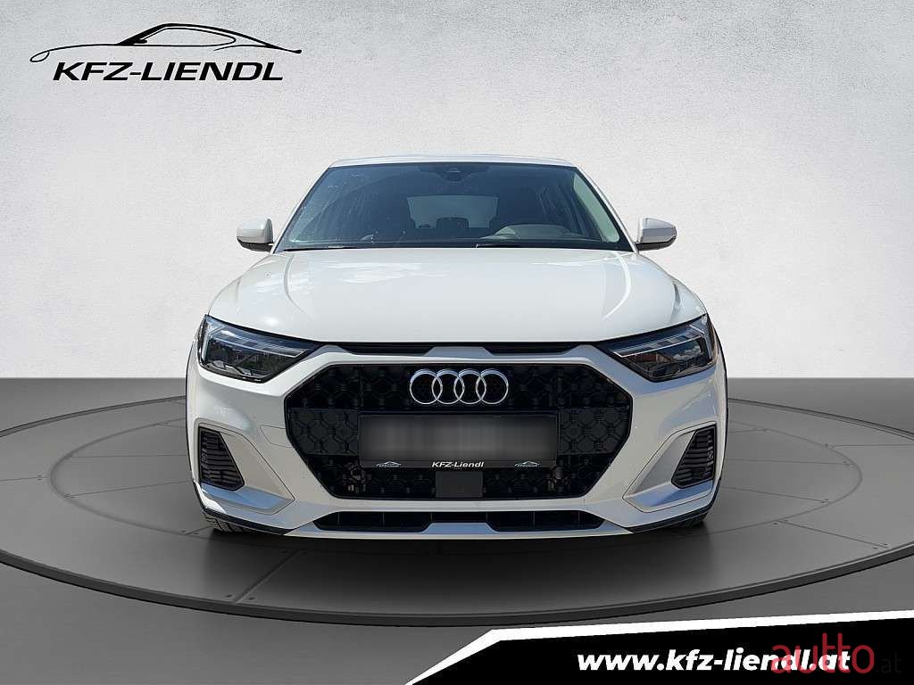2020' Audi A1 photo #5
