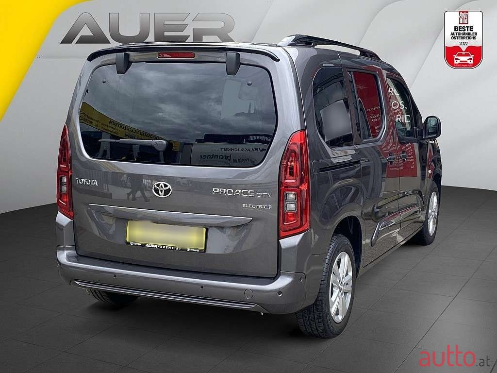2023' Toyota ProAce photo #4