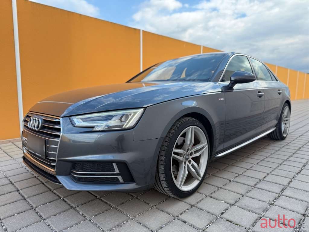 2017' Audi A4 photo #1