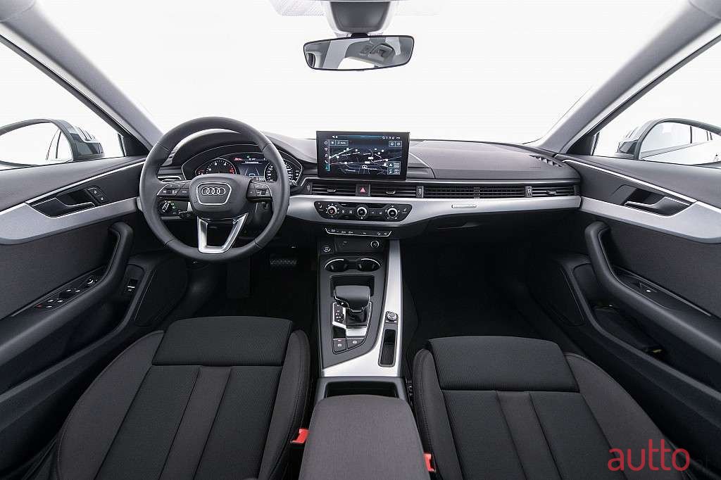 2022' Audi A4 Allroad photo #5