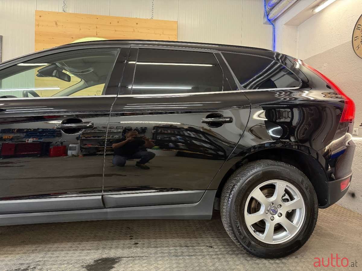 2012' Volvo XC60 photo #5