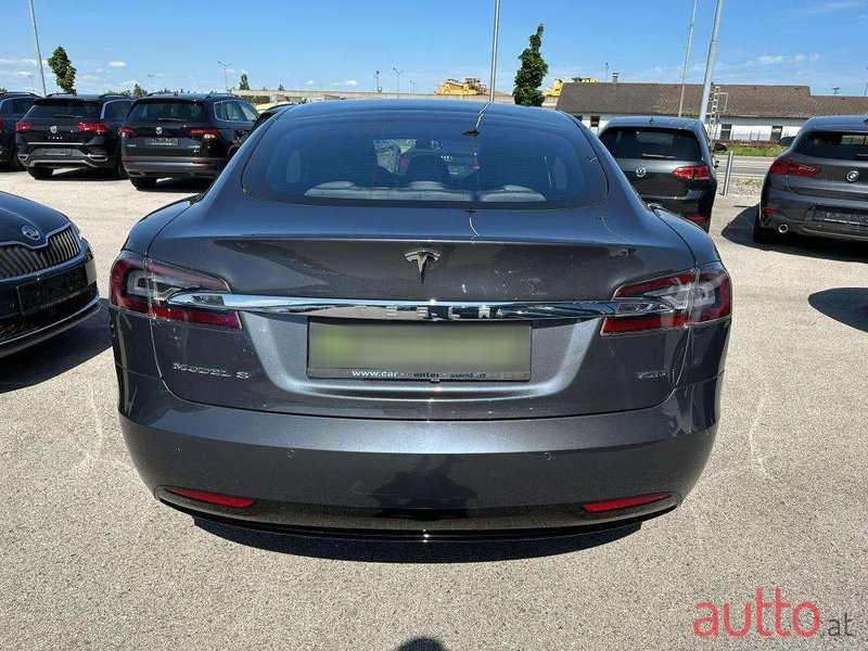 2019' Tesla Model S photo #3