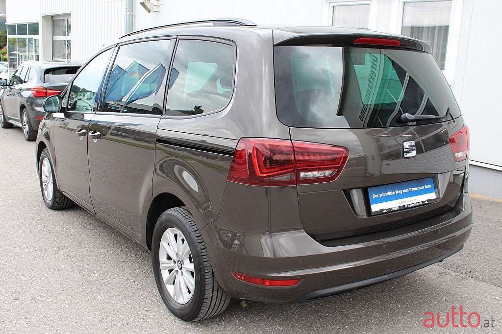 2016' SEAT Alhambra photo #5