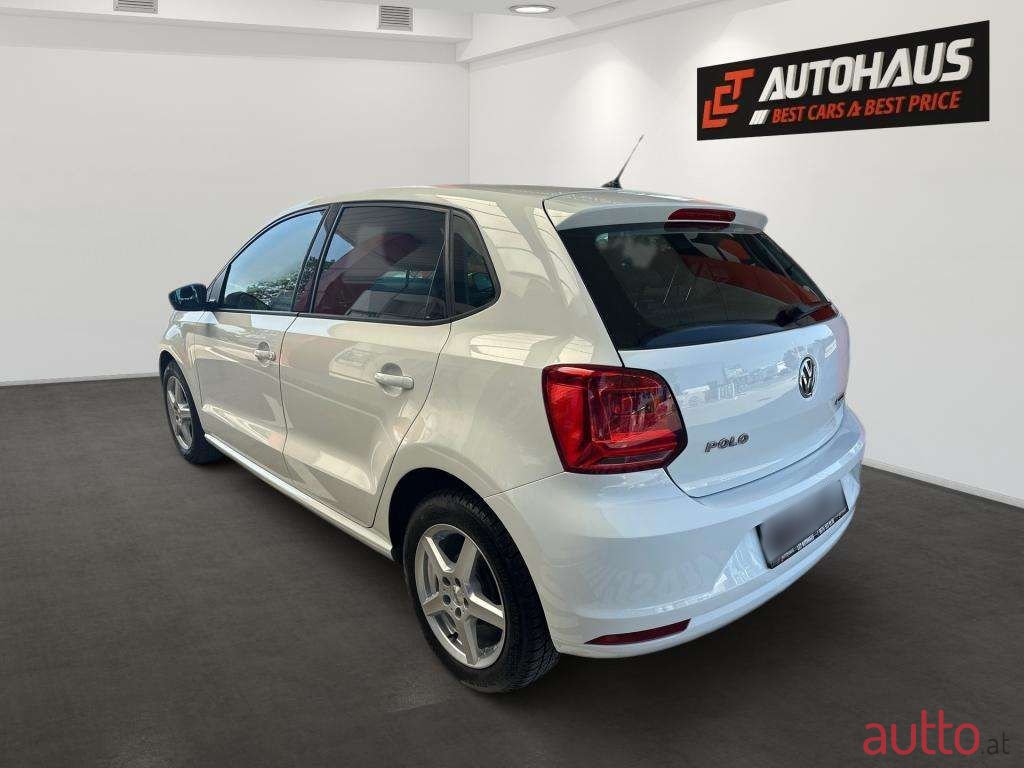 2017' Volkswagen Polo photo #3