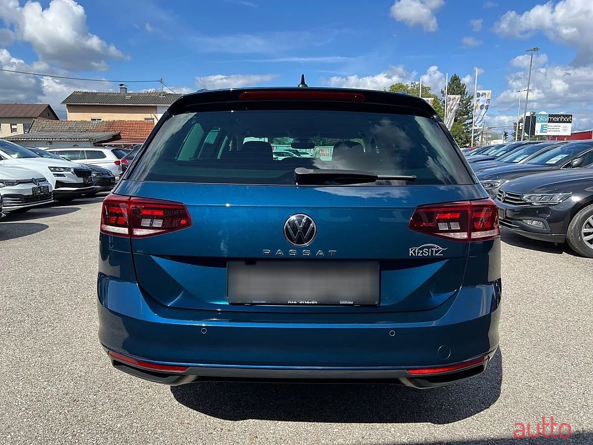 2023' Volkswagen Passat photo #4