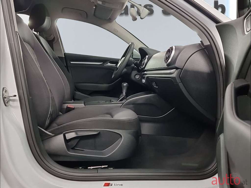 2015' Audi A3 photo #3