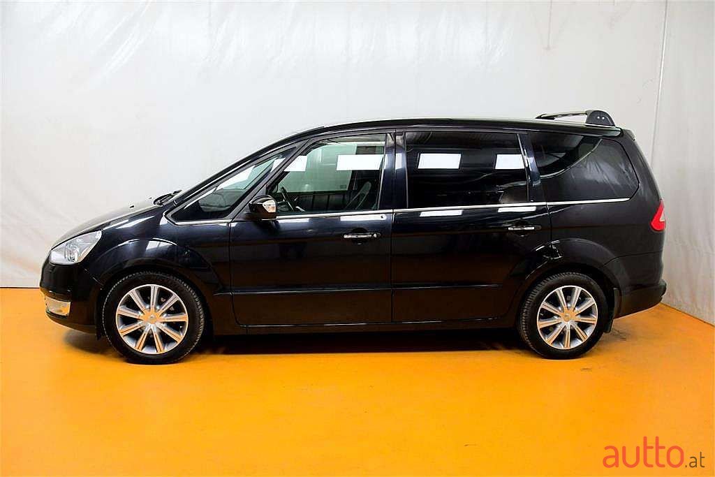 2009' Ford Galaxy photo #4