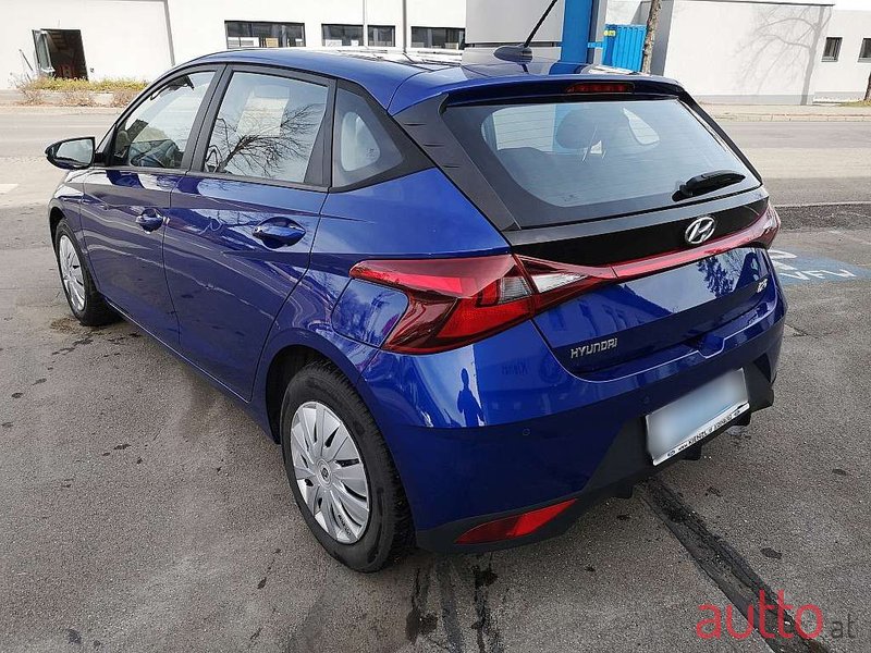 2021' Hyundai i20 photo #2