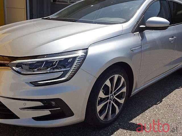 2021' Renault Megane photo #6