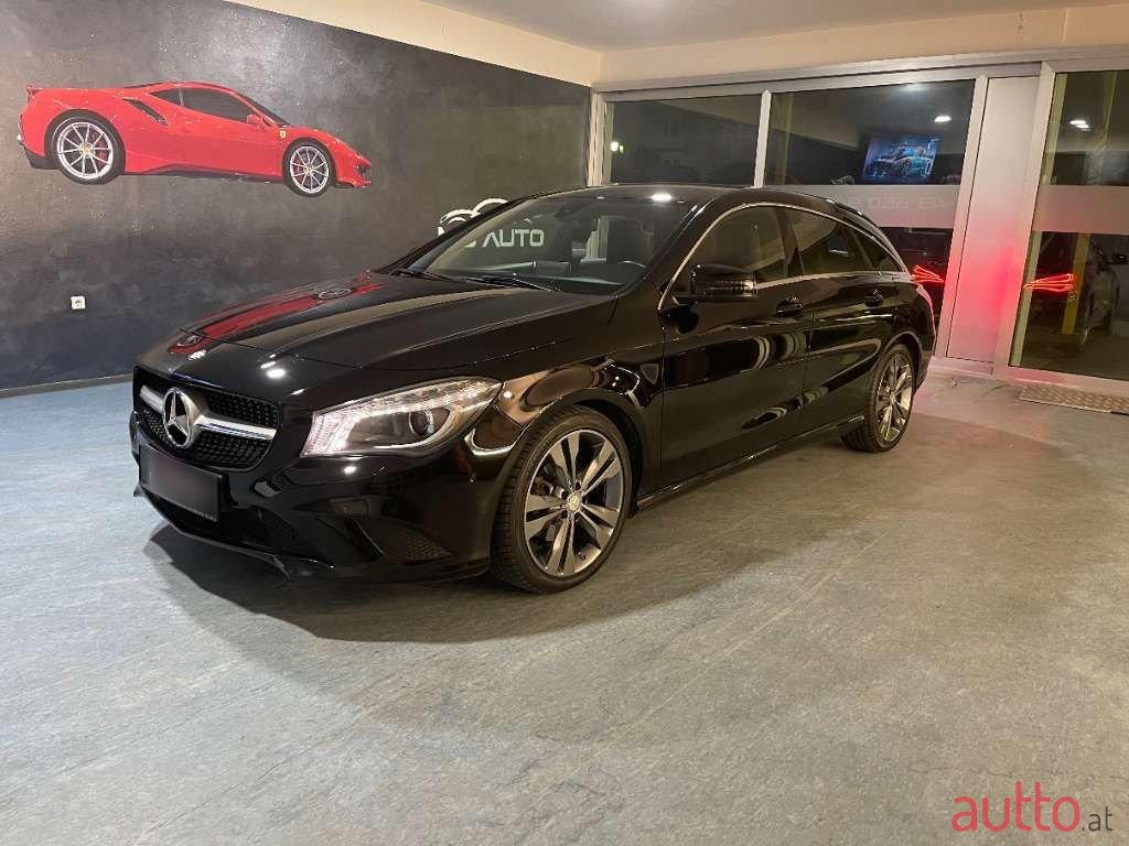 2016' Mercedes-Benz Cla-Klasse photo #1