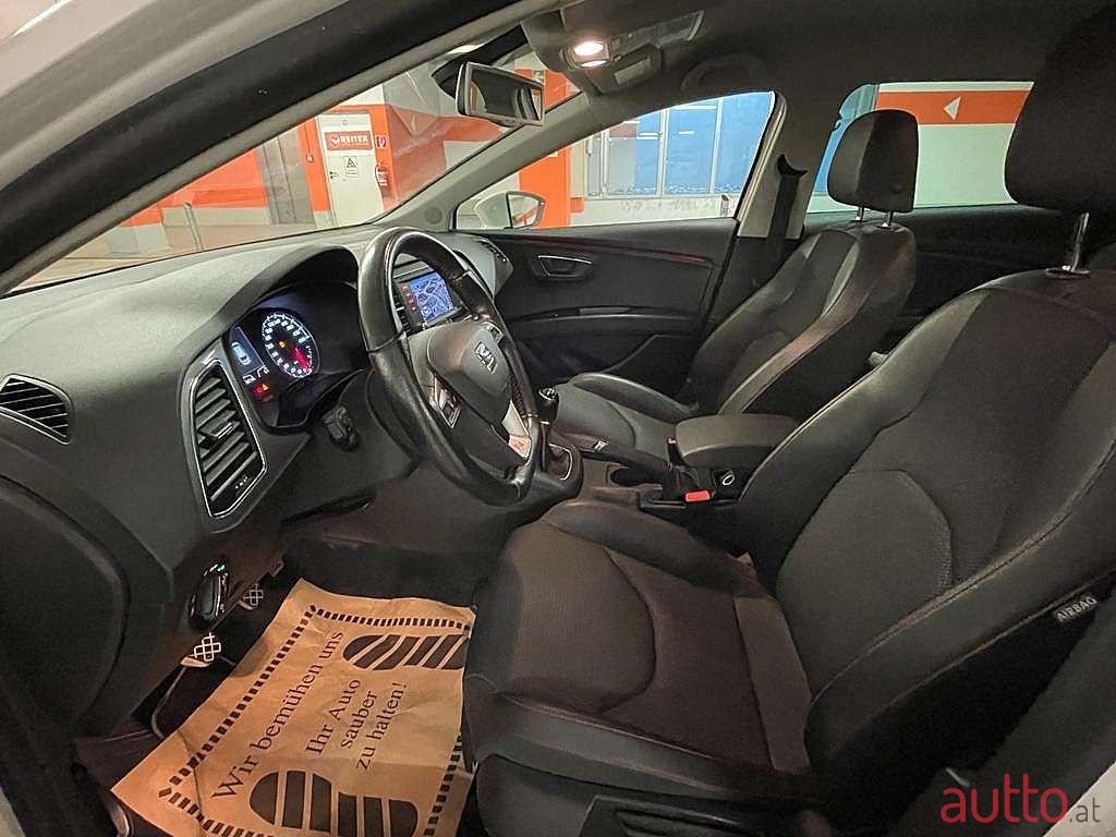 2014' SEAT Leon photo #6