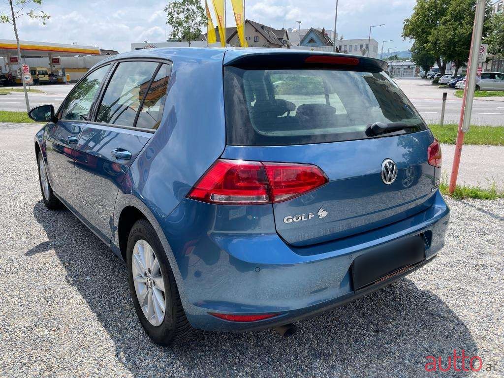 2014' Volkswagen Golf photo #5