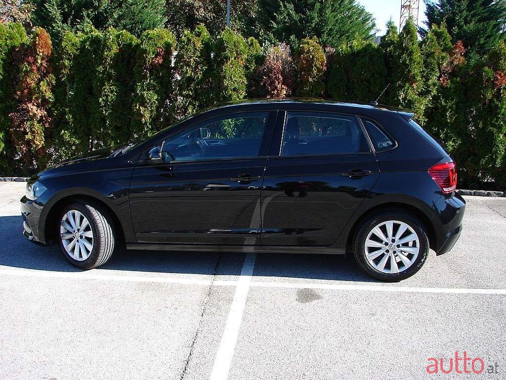 2018' Volkswagen Polo photo #2