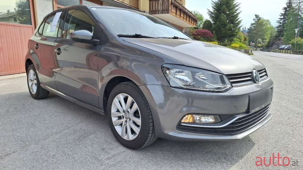 2016' Volkswagen Polo photo #3