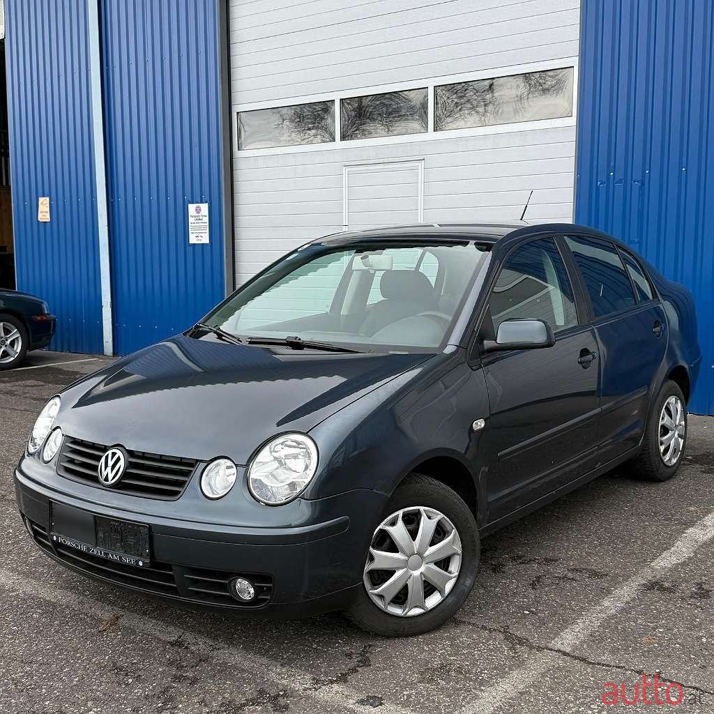 2004' Volkswagen Polo photo #1