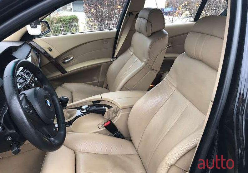 2004' BMW 5Er-Reihe photo #1