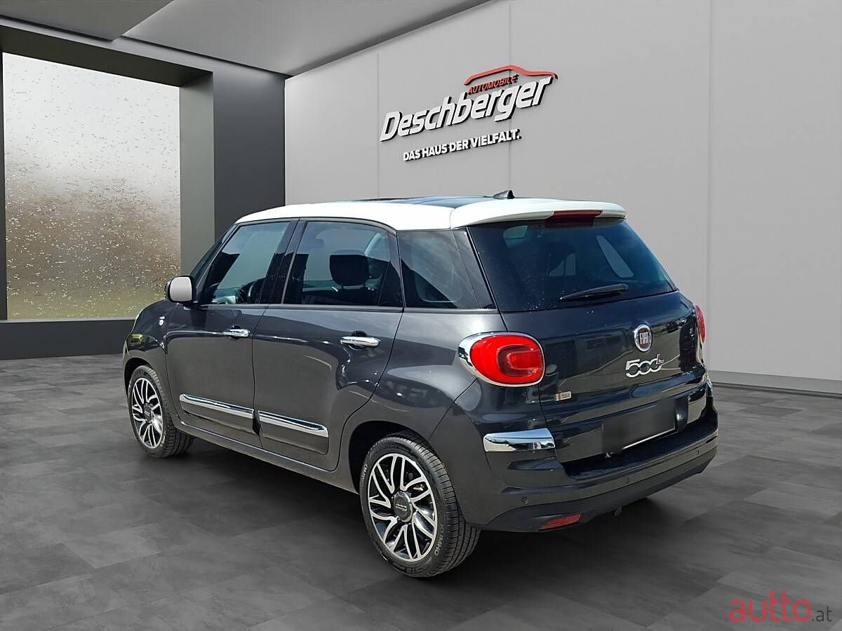 2017' Fiat 500L photo #5