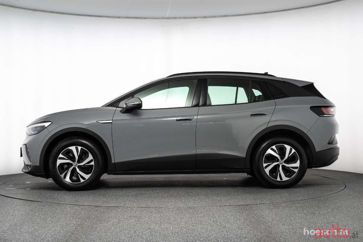 2023' Volkswagen ID.4 photo #3