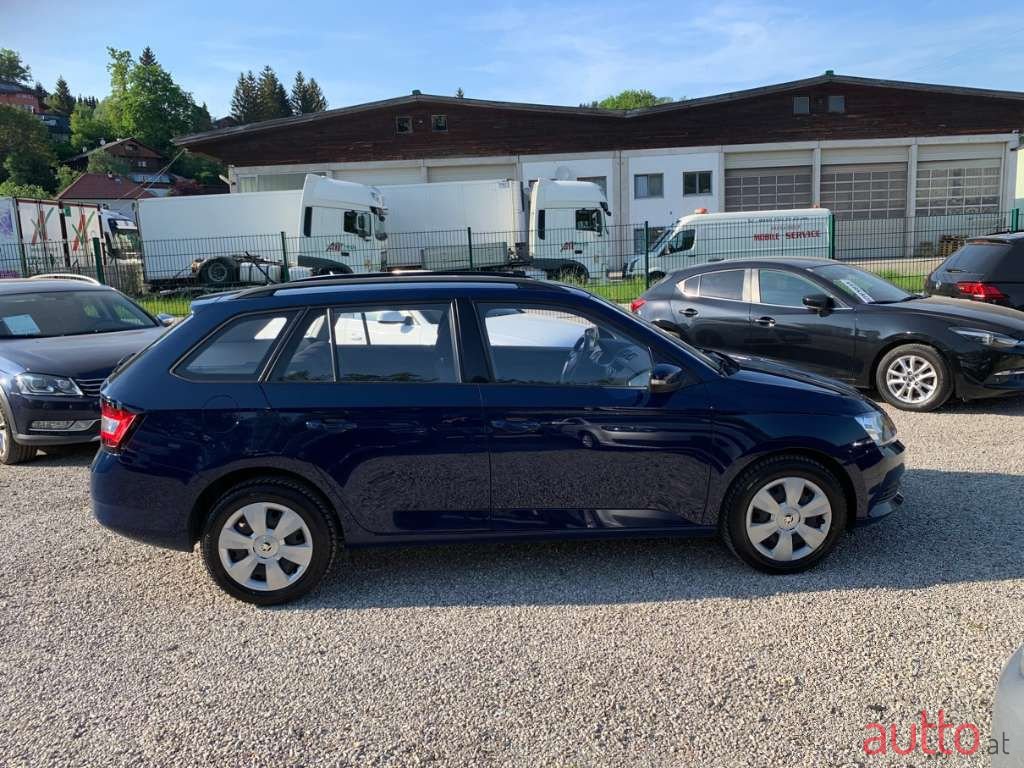 2015' Skoda Fabia photo #4