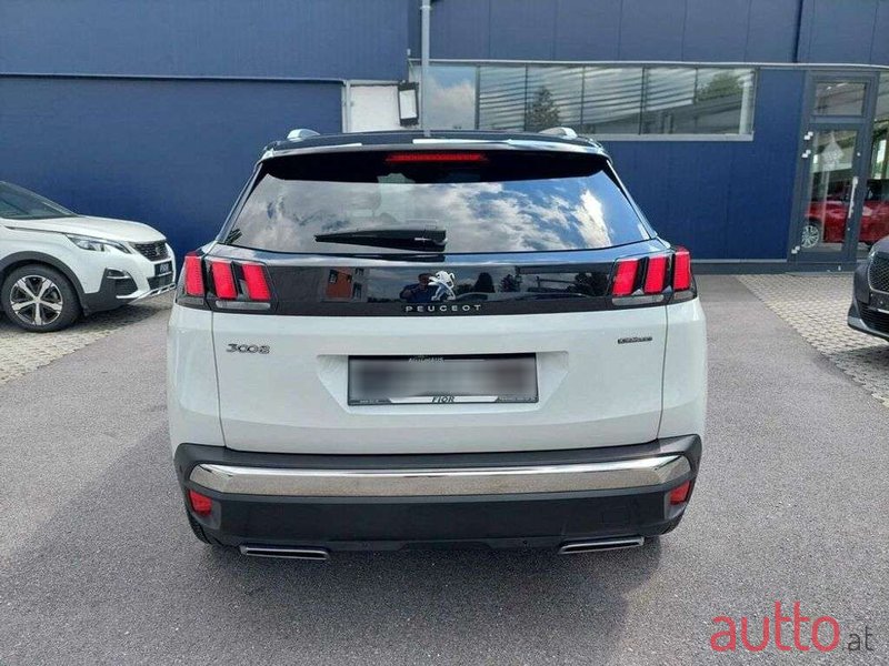 2020' Peugeot 3008 photo #6