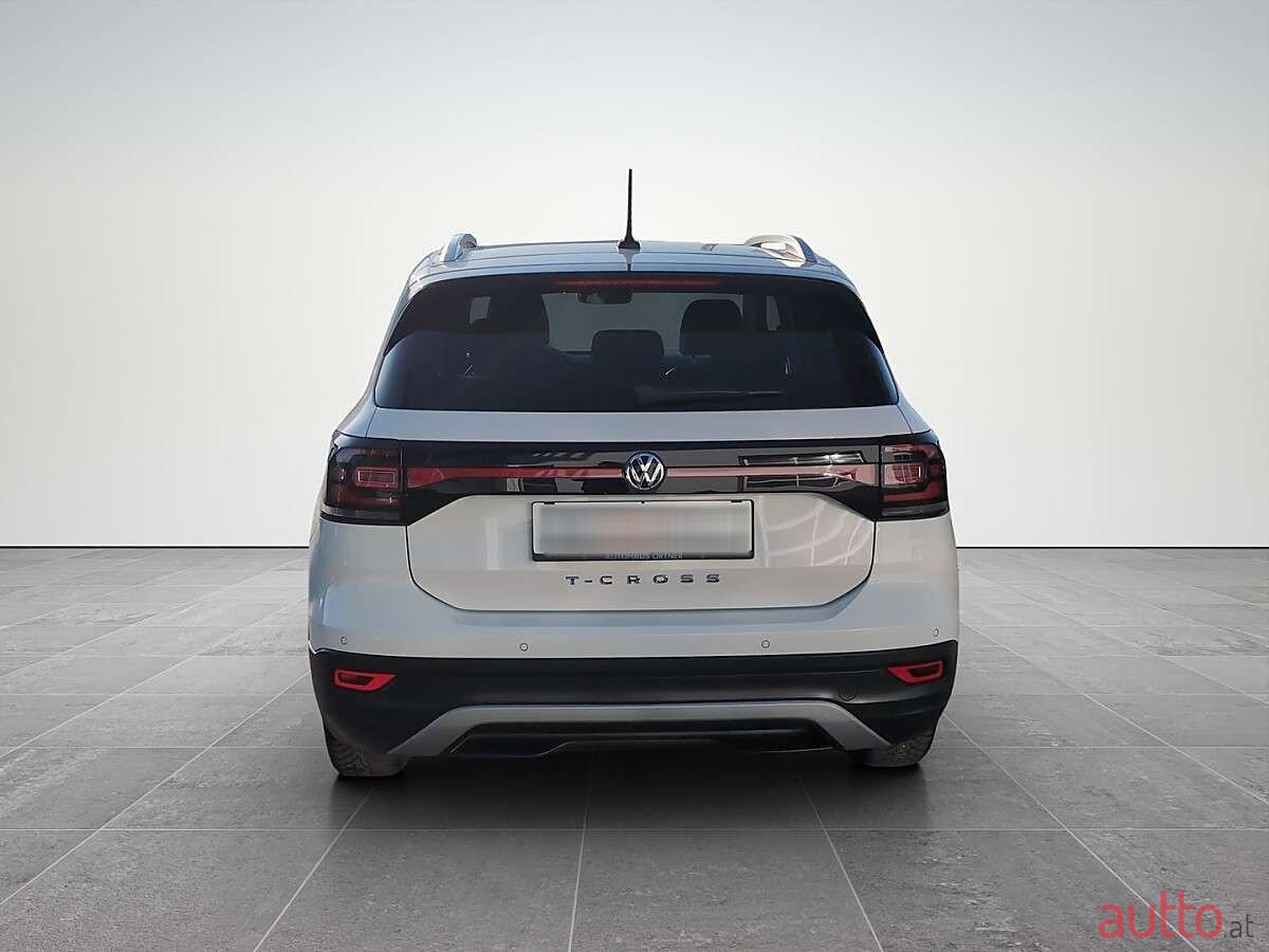 2020' Volkswagen T-Cross photo #5