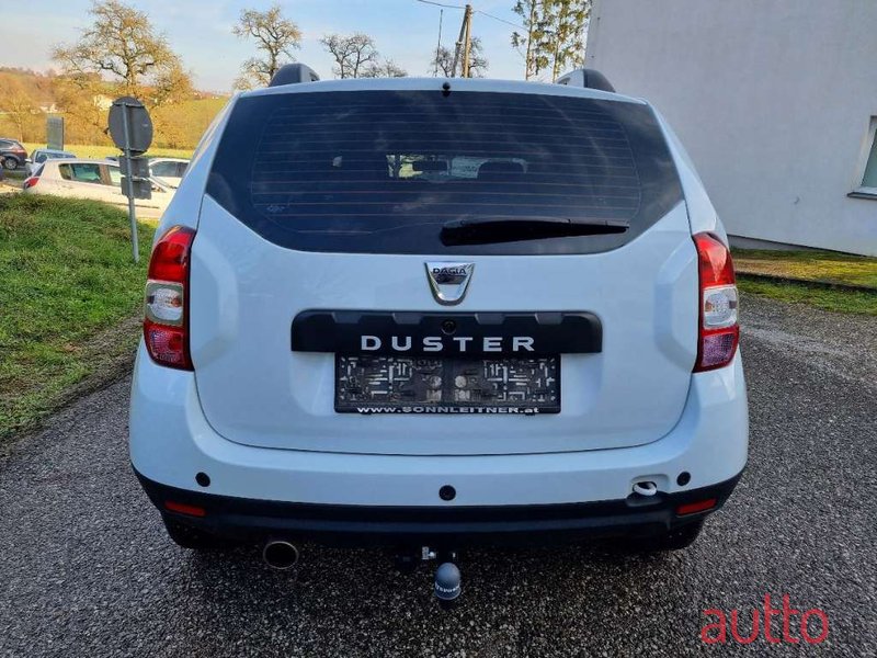 2015' Dacia Duster photo #5