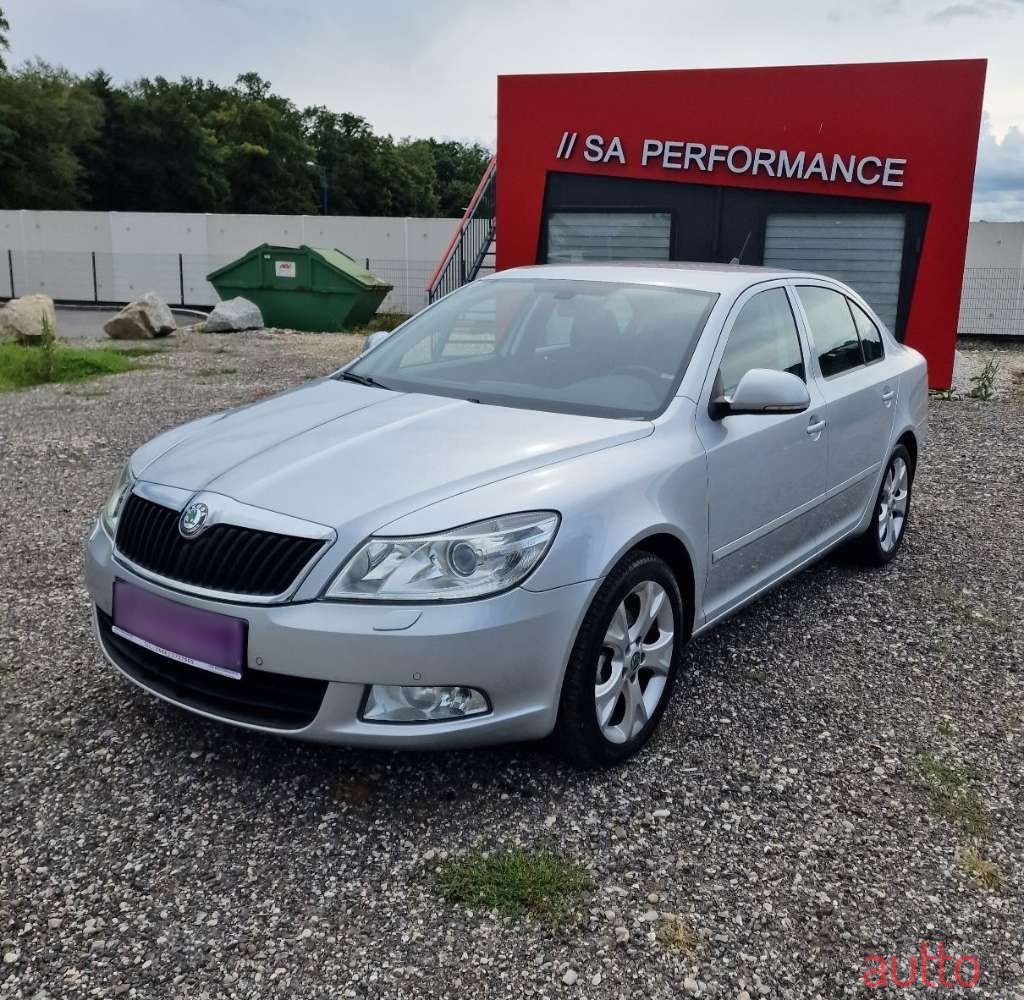 2011' Skoda Octavia photo #1
