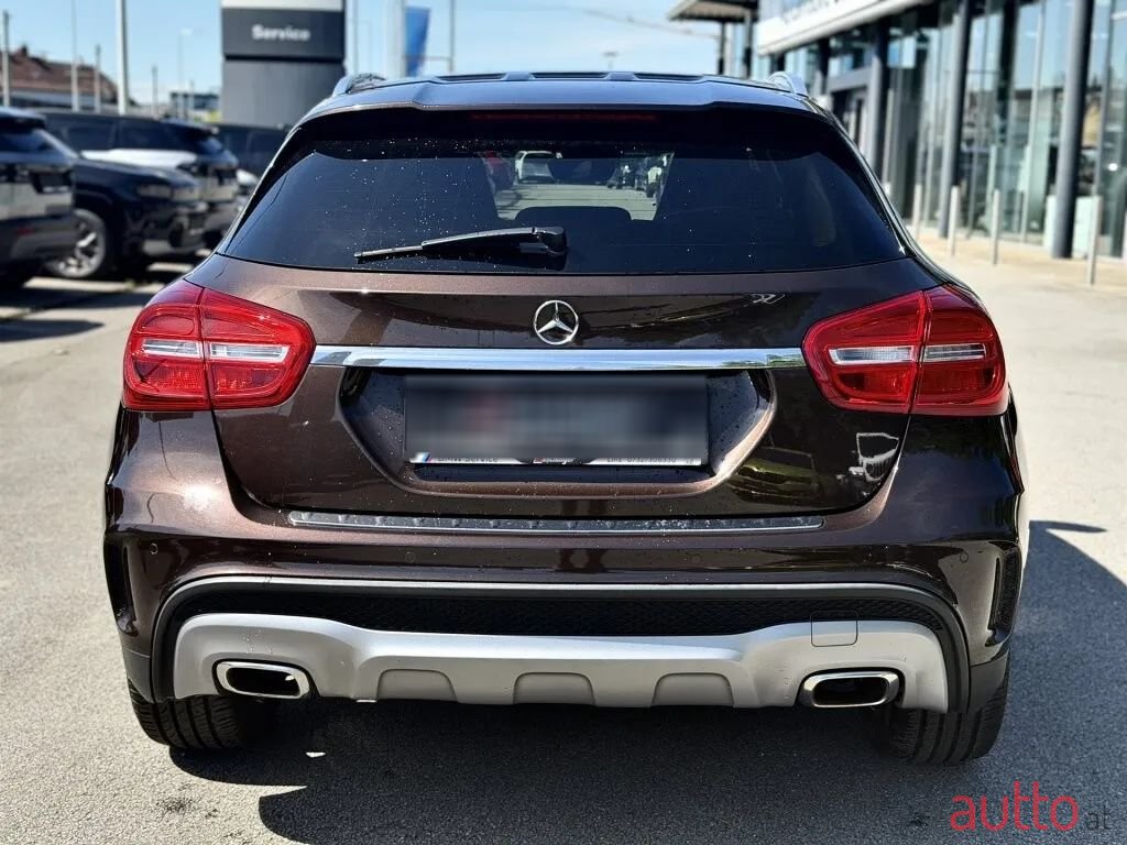 2014' Mercedes-Benz Gla-Klasse photo #6