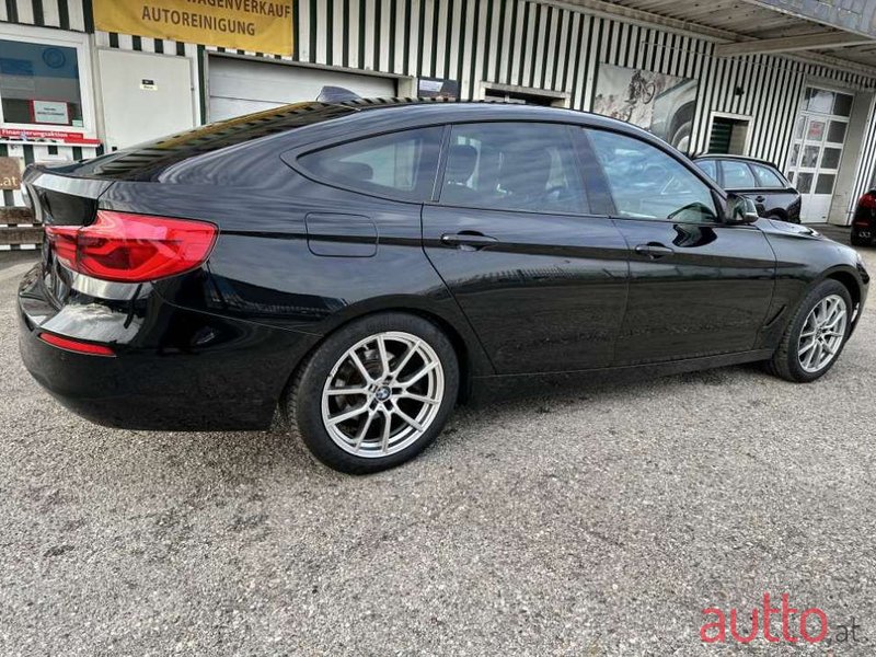 2017' BMW 3Er-Reihe photo #6