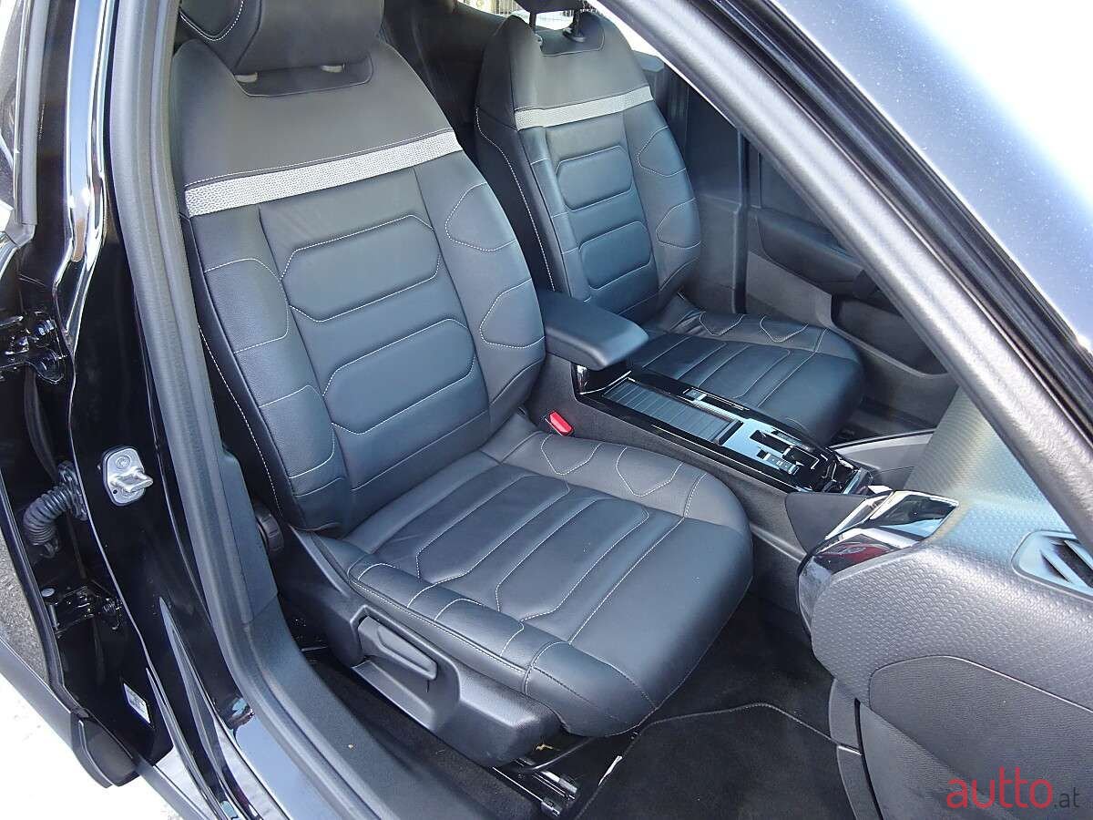 2022' Citroen C4 photo #4