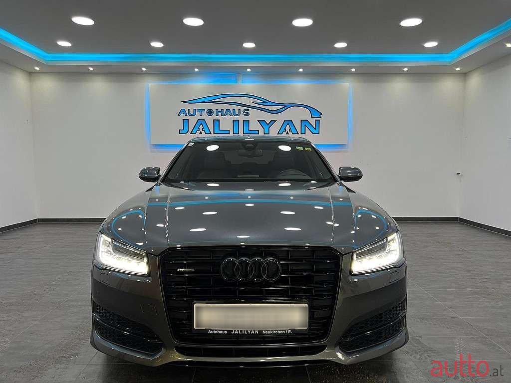 2017' Audi A8 photo #6