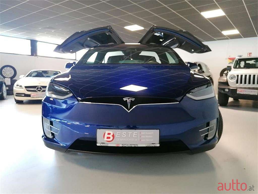 2017' Tesla Model X photo #5