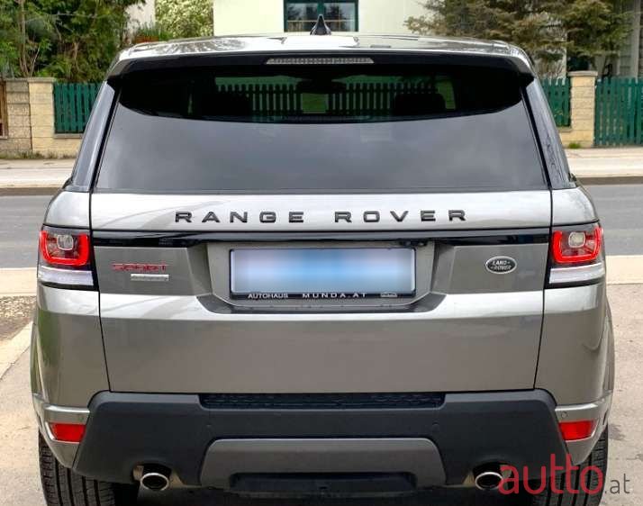 2017' Land Rover Range Rover photo #5