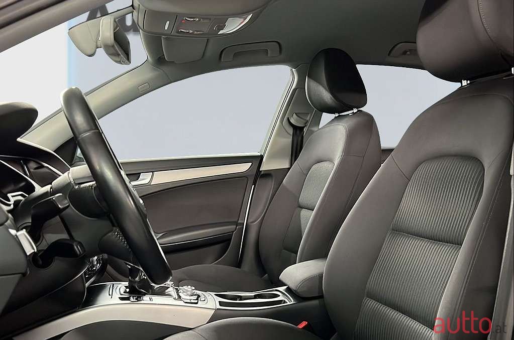 2013' Audi A4 photo #3