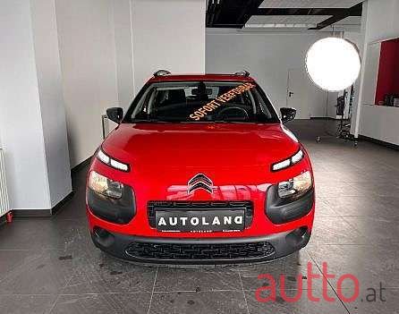 2017' Citroen C4 Cactus photo #1