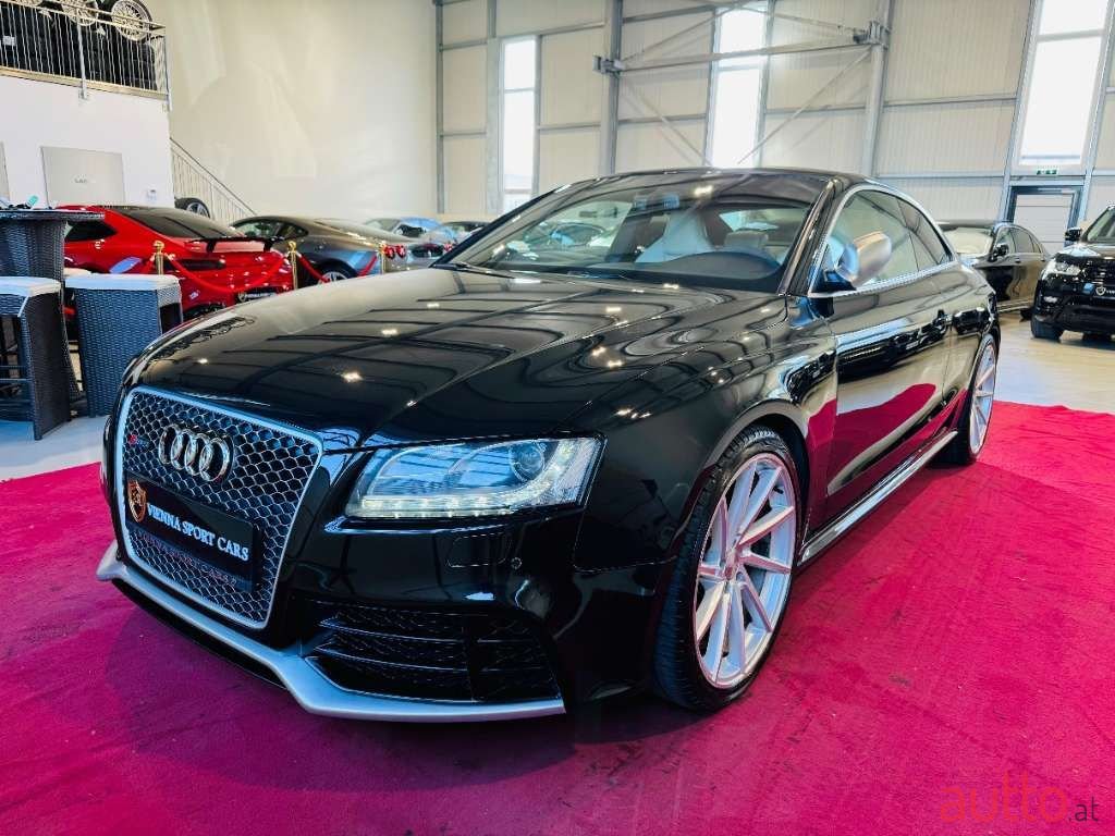 2011' Audi A5 photo #2