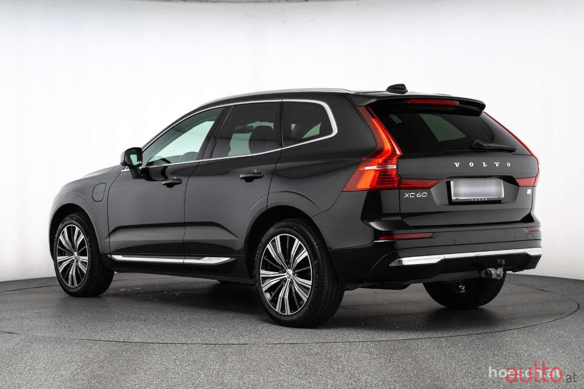 2023' Volvo XC60 photo #3