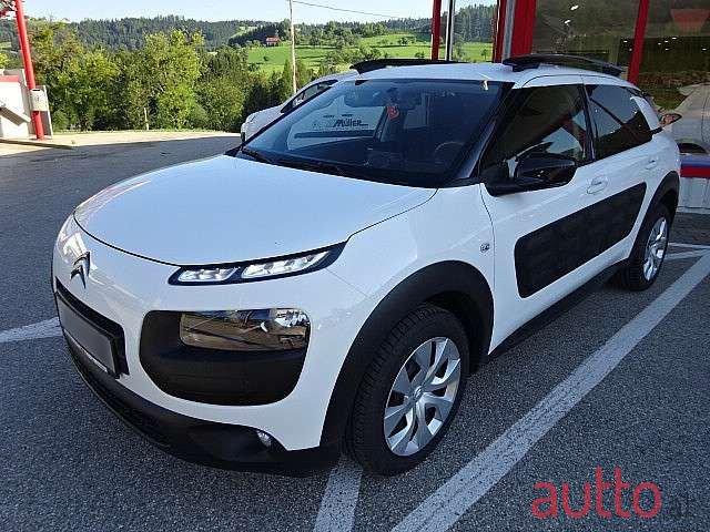 2017' Citroen C4 Cactus photo #1