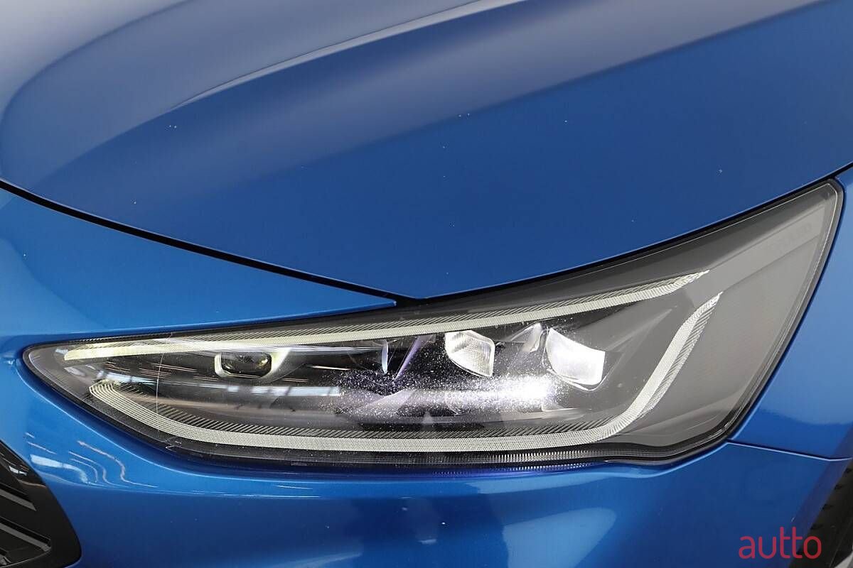2023' Ford Focus photo #5