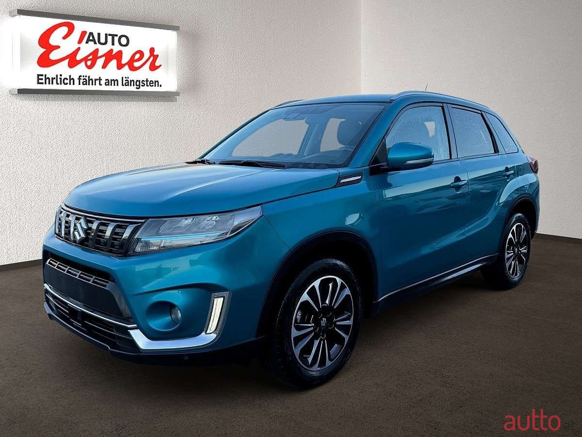 2023' Suzuki Vitara photo #2