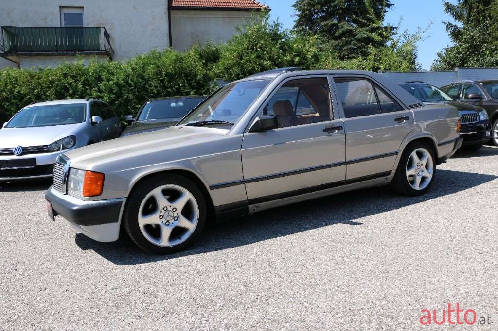 1985' Mercedes-Benz 190 photo #2