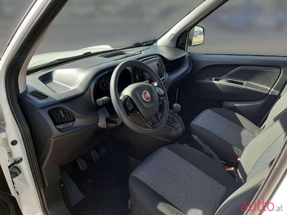 2023' Fiat Doblo photo #5