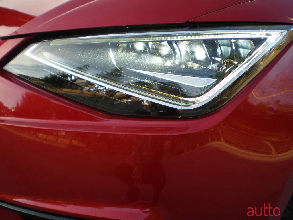 2018' SEAT Ibiza photo #2