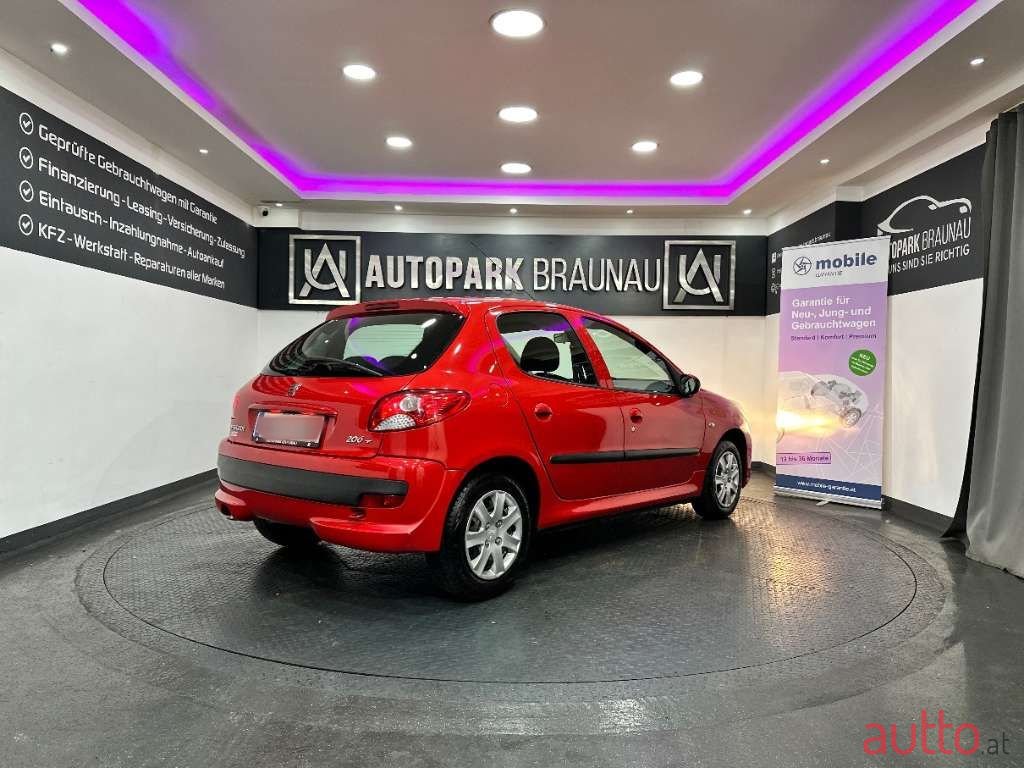 2010' Peugeot 206 photo #6